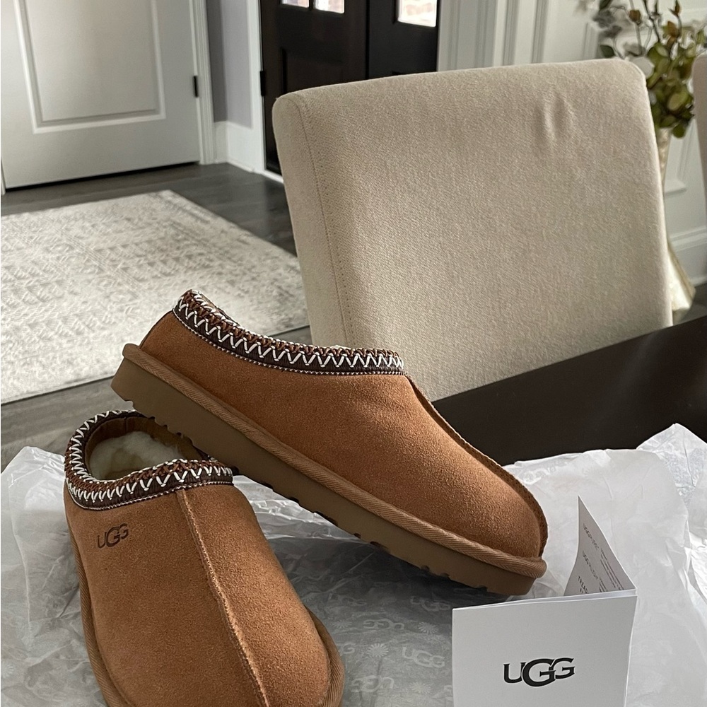 Brand New Ugg Tasman - NO BOX